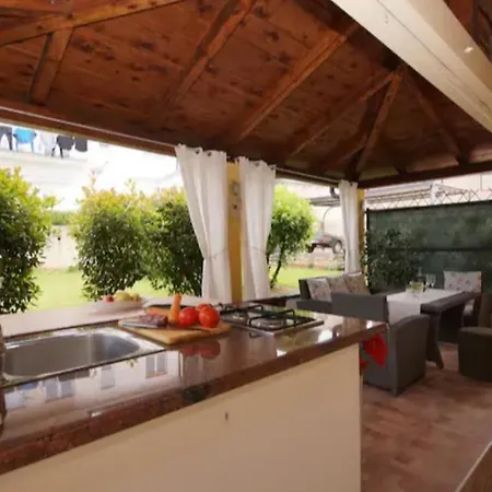 Villa Jolanda *