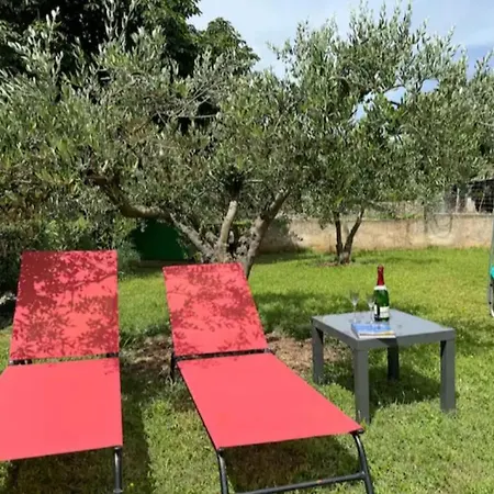 Jolanda Villa Pula