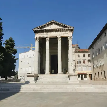 Villa Jolanda Pula